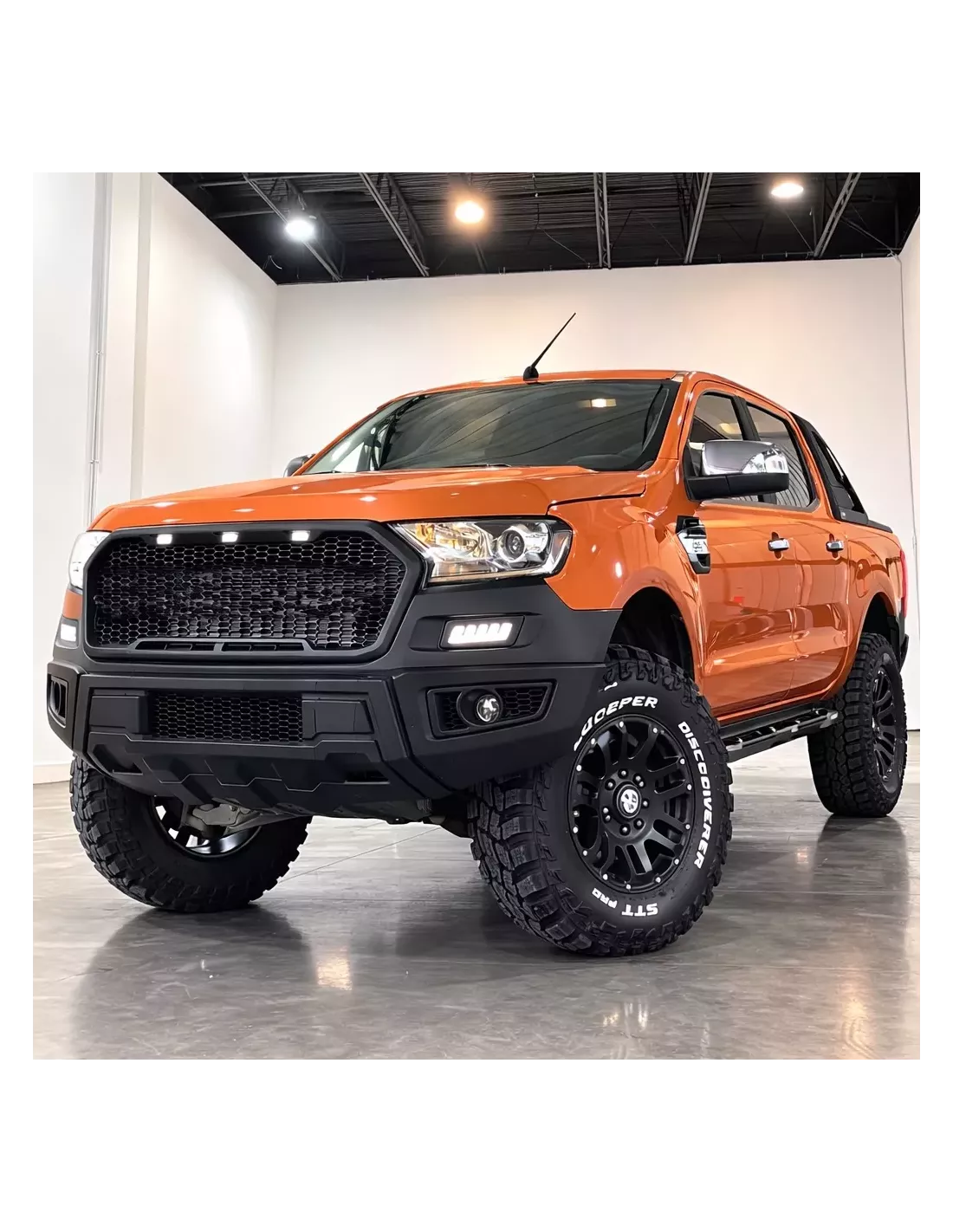 Bumper Kit Type Raptor Ford Ranger 2016-2022 + LED Callander