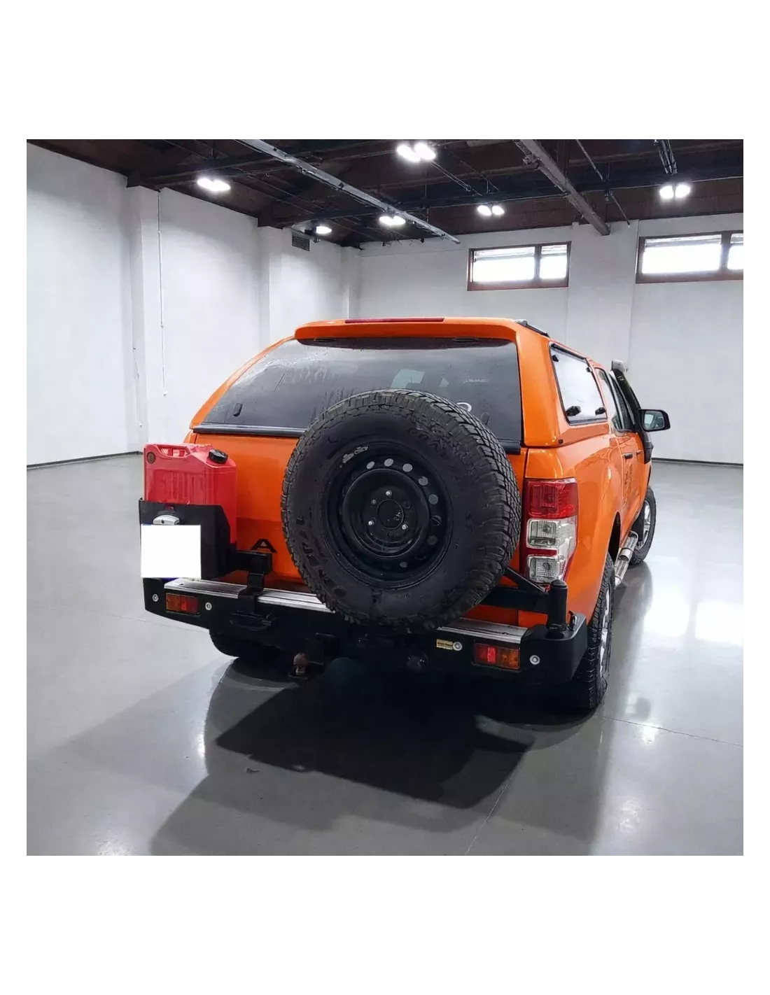 Hintere Stoßstange mit jerrycan Unterstützung und Ford Ranger Rad 2012-2022