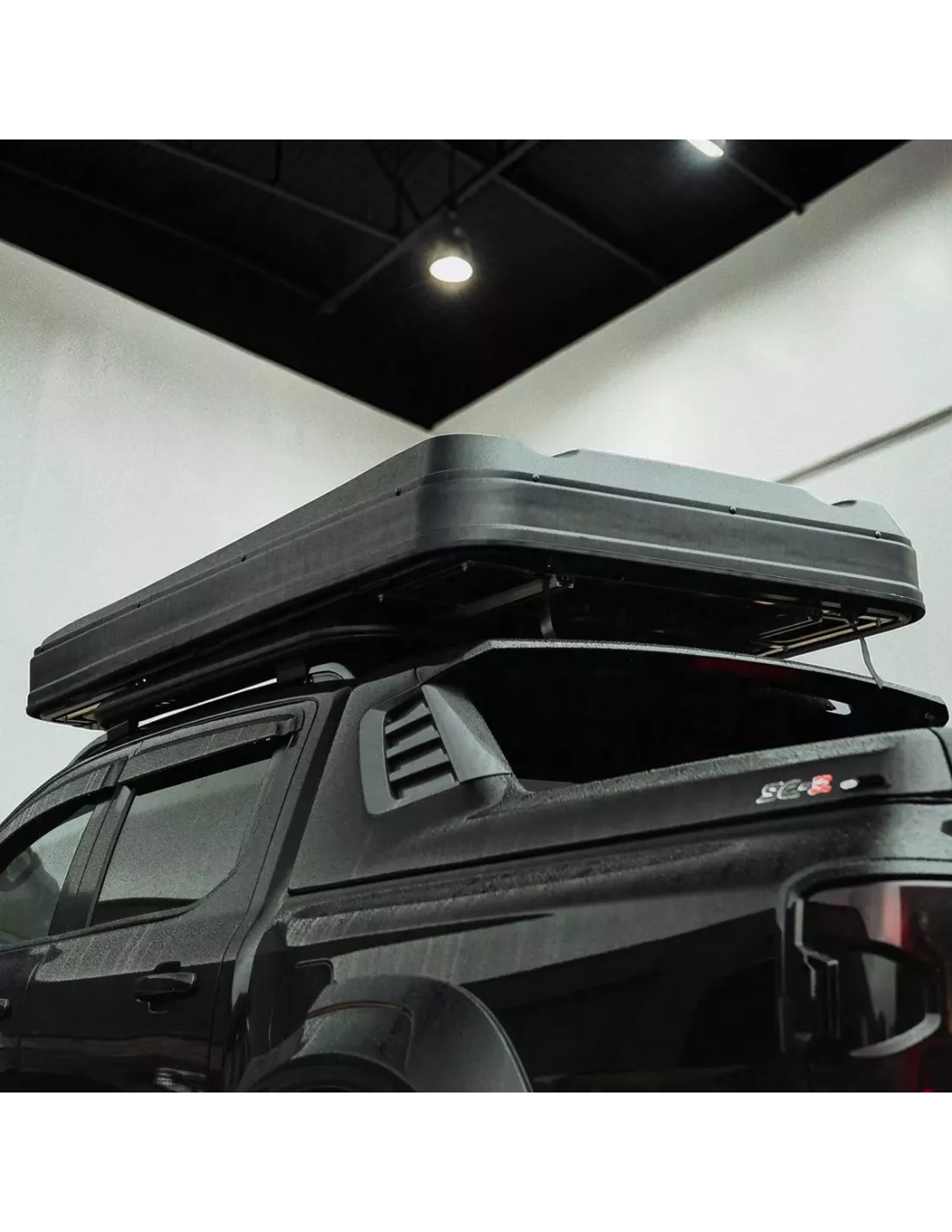 Tente de toit rigide PREDATOR Explorer 210 2 places