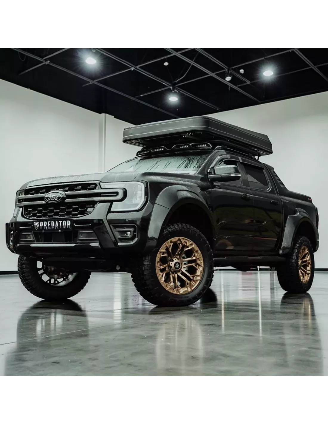 Tente de toit Predator Explorer 210 noir rigide 2 places