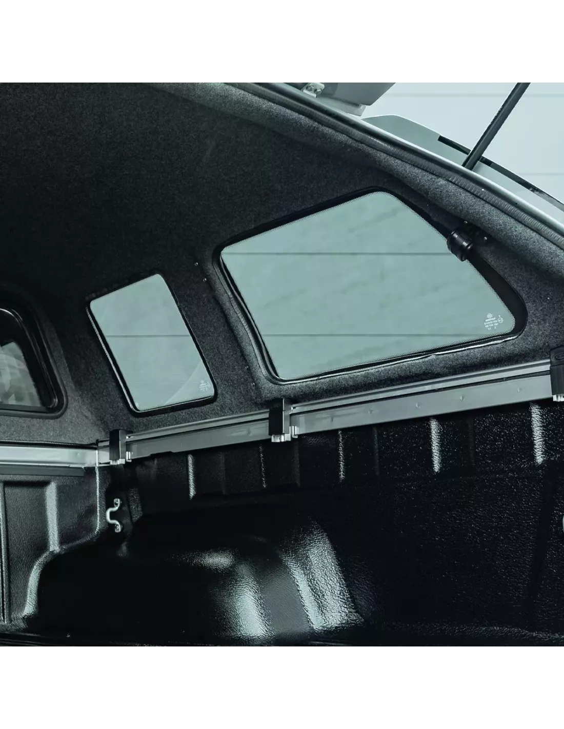 Hardtop Toyota Hilux Revo 2016+ Alpha Type E – Hard top premium