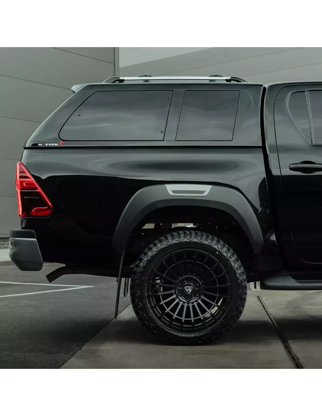 Hardtop Toyota Hilux Revo 2016+ Alpha Type E – Hard top premium