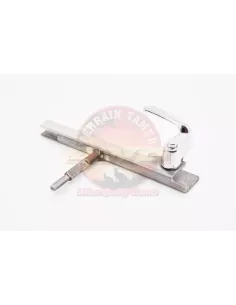 Cadre vitre ventilation porte avant droite Terrain Tamer