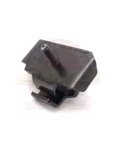 Support moteur avant 2 goujons Terrain Tamer 2