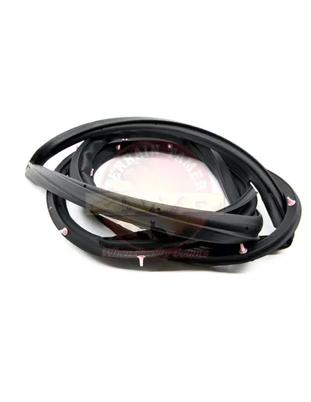 Bourrelet de porte avant gauche Terrain Tamer 67862-60071