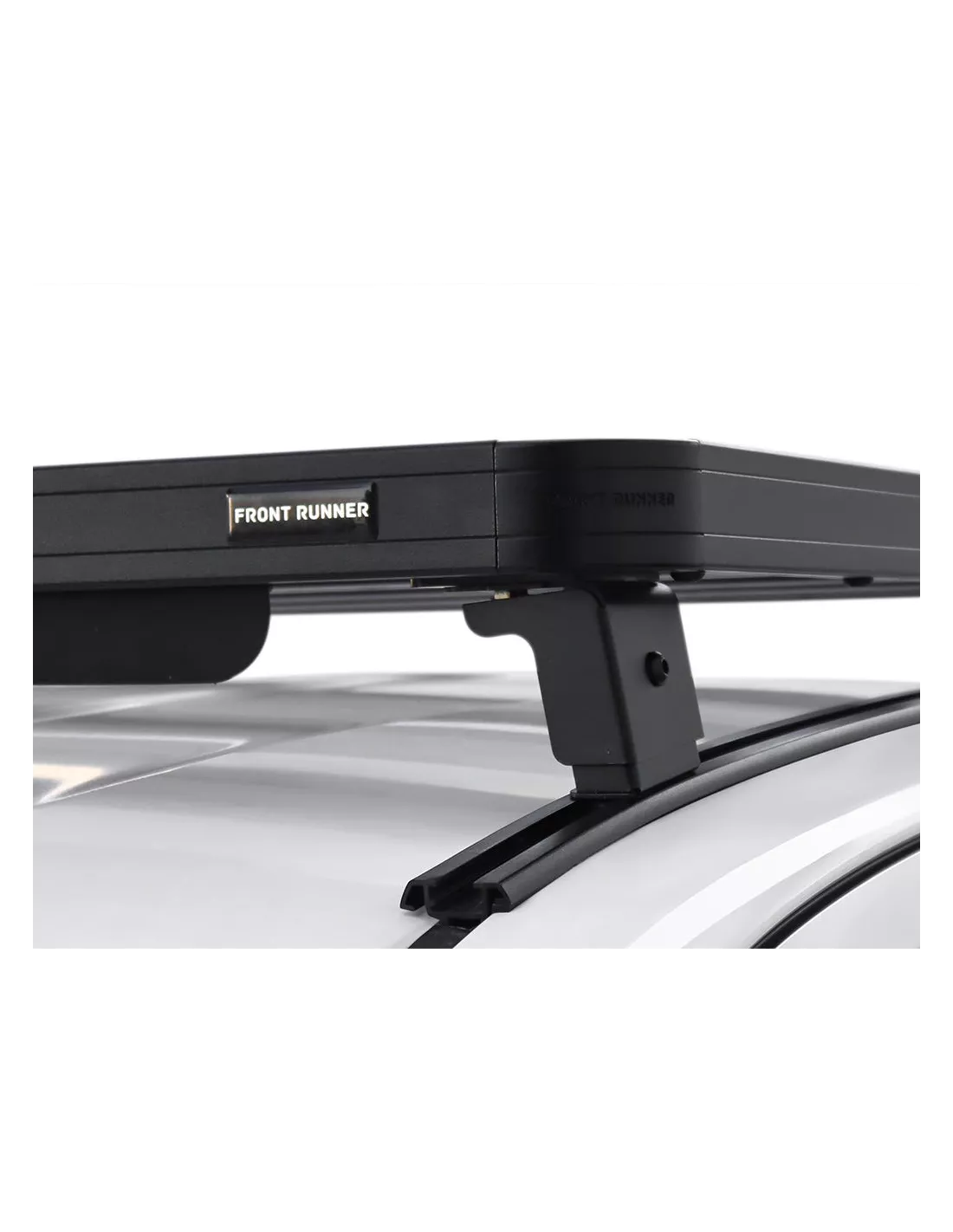 Kit de galerie Slimline II pour une Toyota Hilux Revo Extra