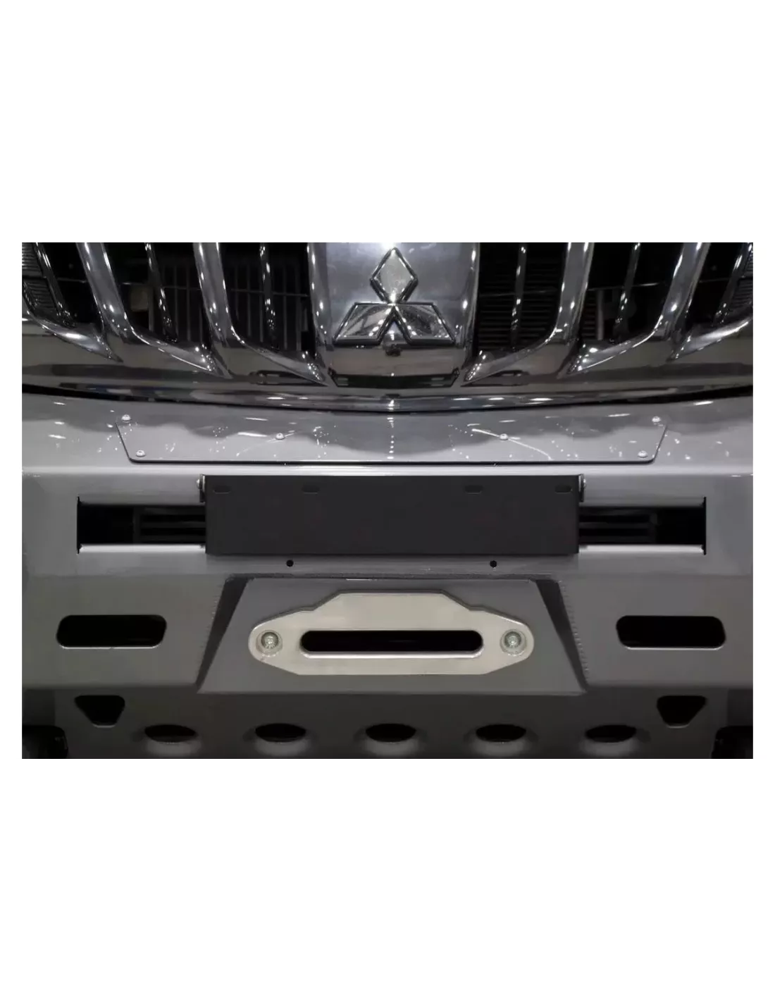 SUPPORT PLAQUE IMMATRICULATION PC AV PICK-UP