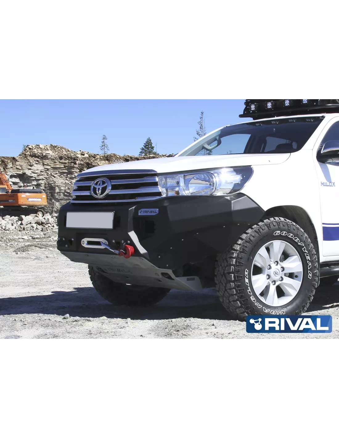 BUMPER FRONT RIVAL TOYOTA HILUX REVO (USAGE COMPETITION) (bO