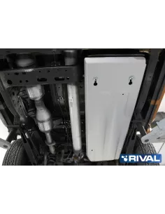 PLAQUE PROTECTION RIVAL RESERVOIR NISSAN NAVARA NP300 -2019 2