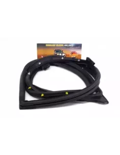 Bourrelet de porte arrière gauche Terrain Tamer Toyota Land 2