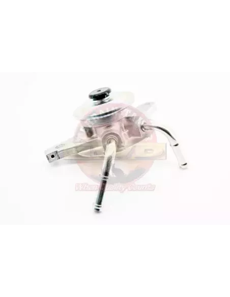 Bouchon de filtre à carburant avec pompe d'amorçage, entrée