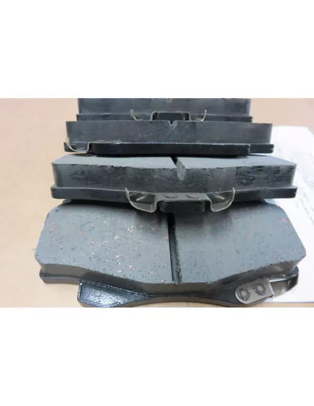 Plaquettes de Frein avant Après 0511 RAV4 Aisin