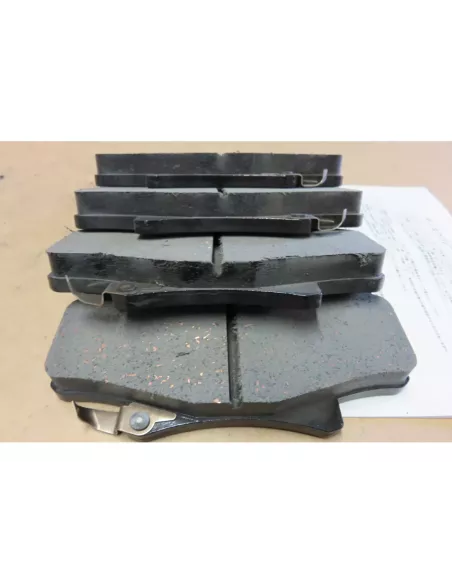 Plaquettes de frein avant Land Cruiser HDJ80 - qualité origine AISIN