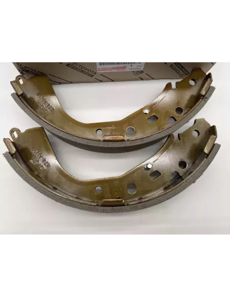 Kit Mâchoires de Frein arrière Toyota Hilux Revo