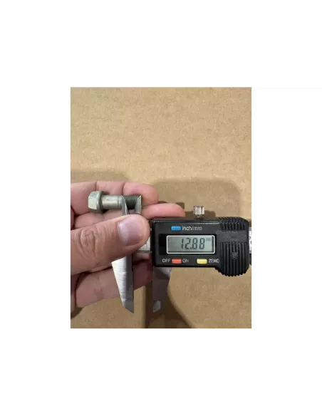Boulon Entre Tulipe et Arbre de Transmission Ø10x26mm Toyota