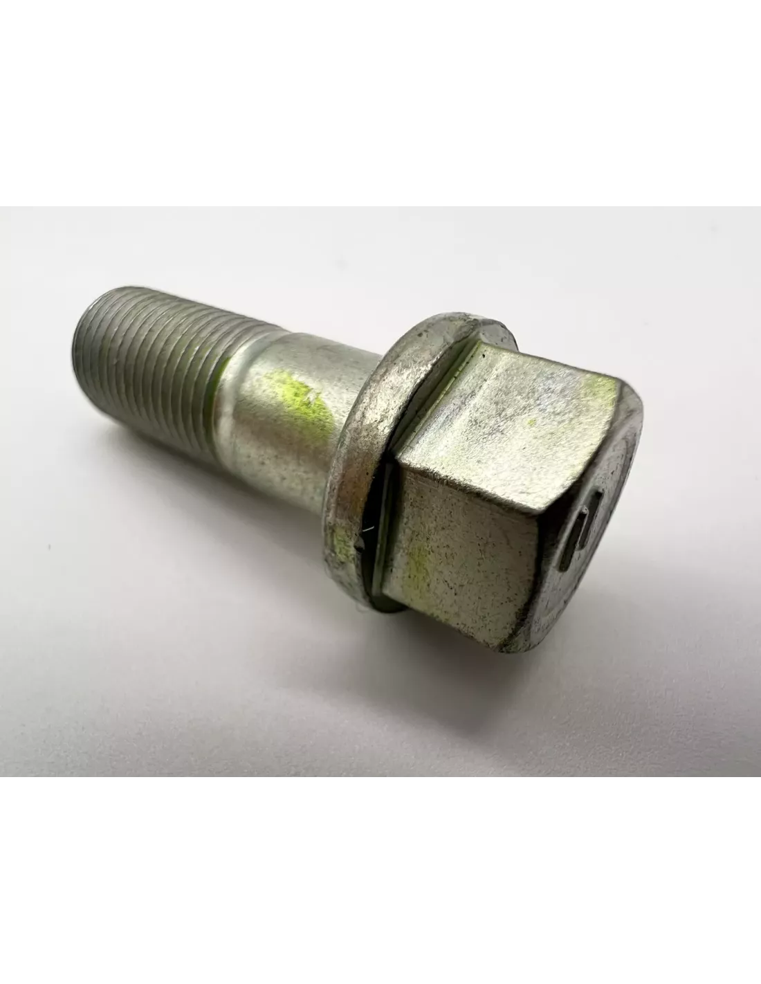 Boulon Entre Tulipe et Arbre de Transmission Ø11x27mm Toyota