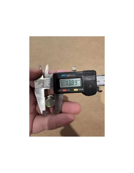 Boulon Entre Tulipe et Arbre de Transmission Ø11x27mm Toyota