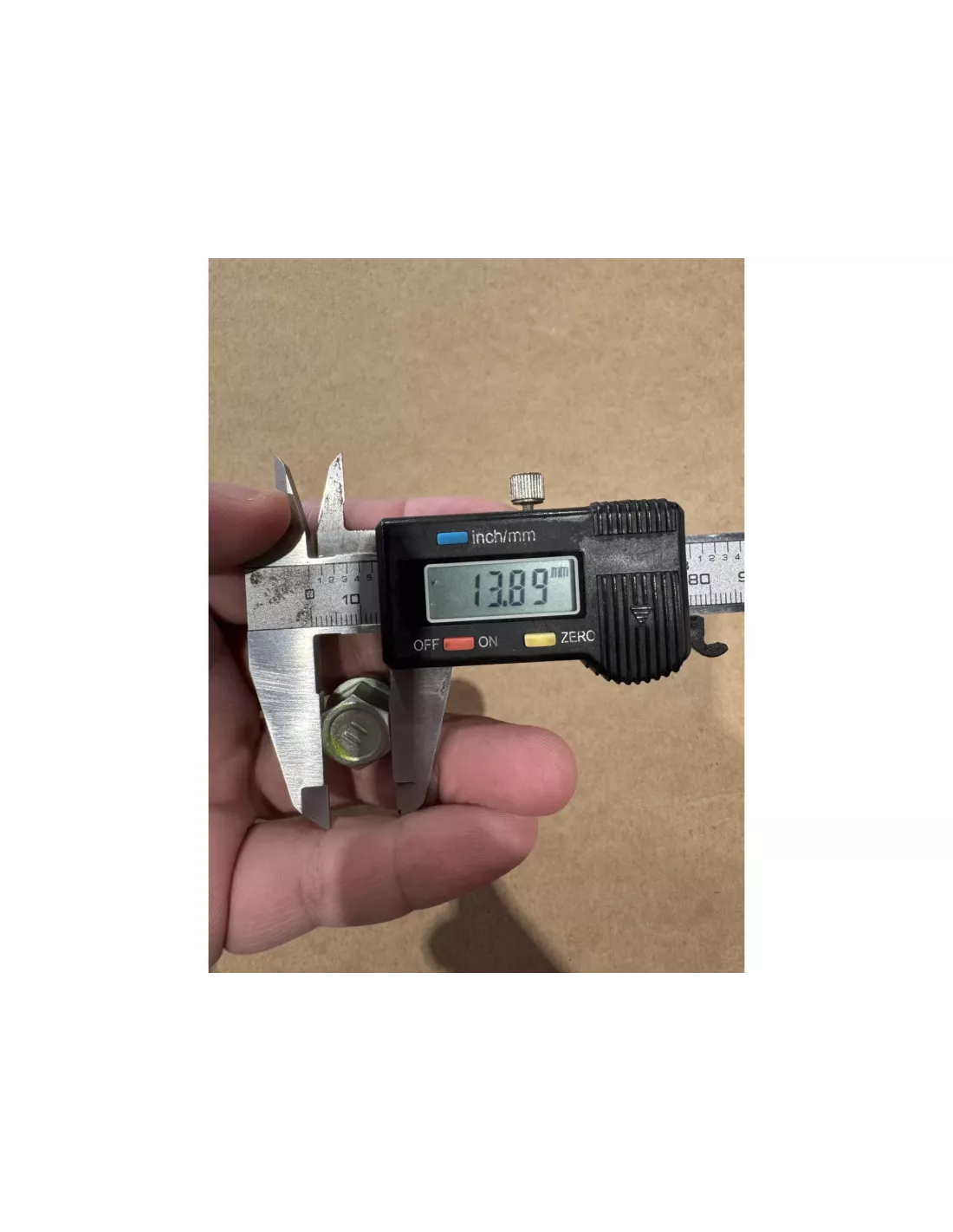 Boulon Entre Tulipe et Arbre de Transmission Ø11x27mm Toyota