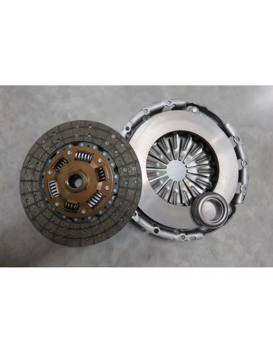 Kit Embrayage BJ73 BJ75 Aisin Toyota Land Cruiser BJ42/BJ46