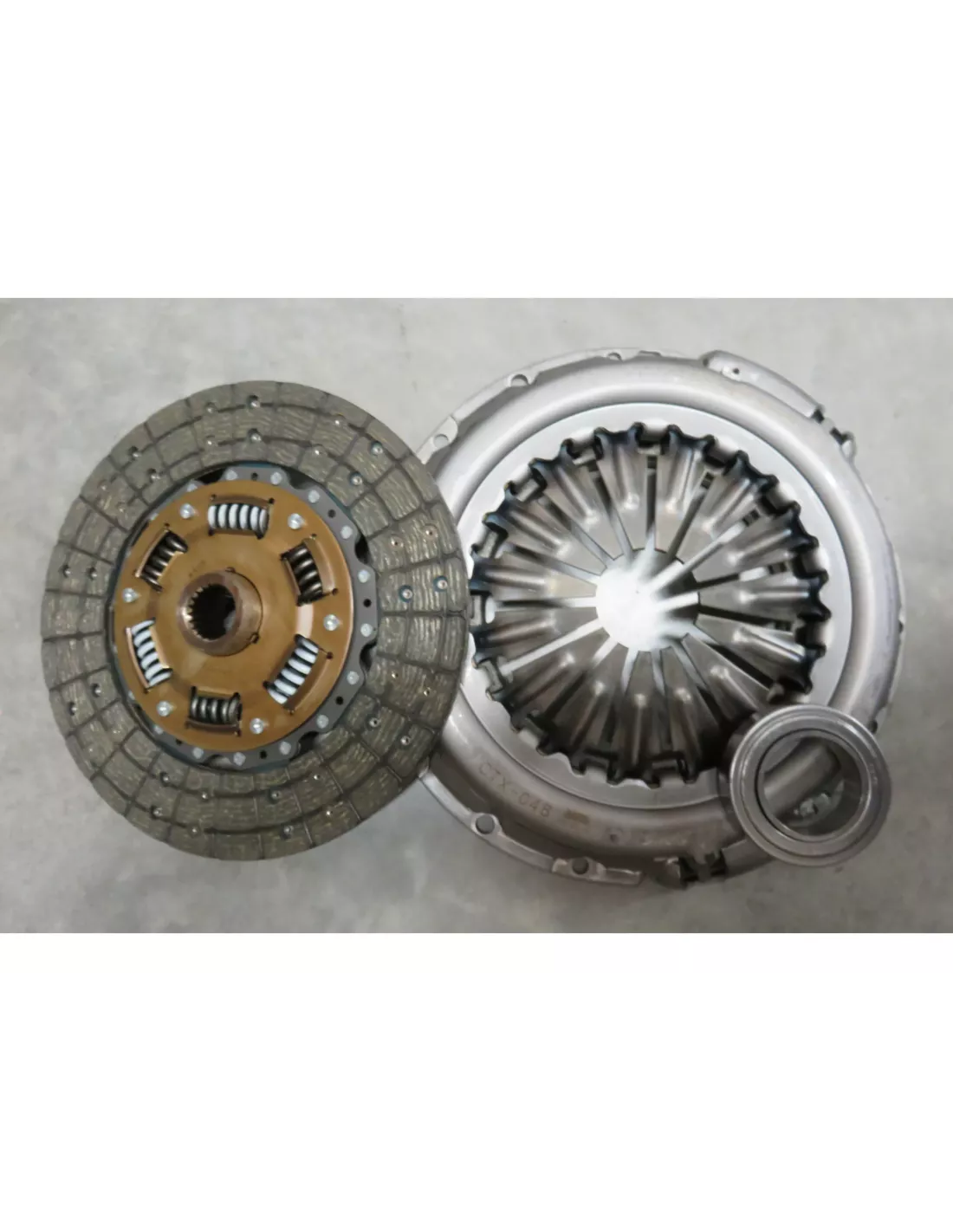 Kit embrayage Aisin pour Land Cruiser BJ42 BJ46 BJ73 BJ75 AISIN -