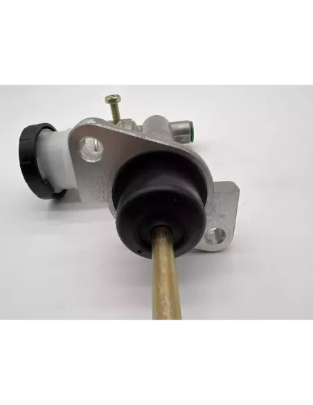 Maître cylindre embrayage Terrano 2 avant 1996 AISIN - accessoire 4x4