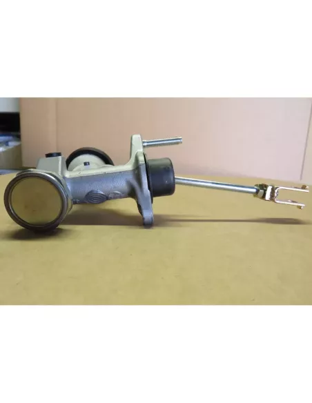 Maître cylindre émetteur embrayage pour Land Cruiser HDJ80 AISIN -