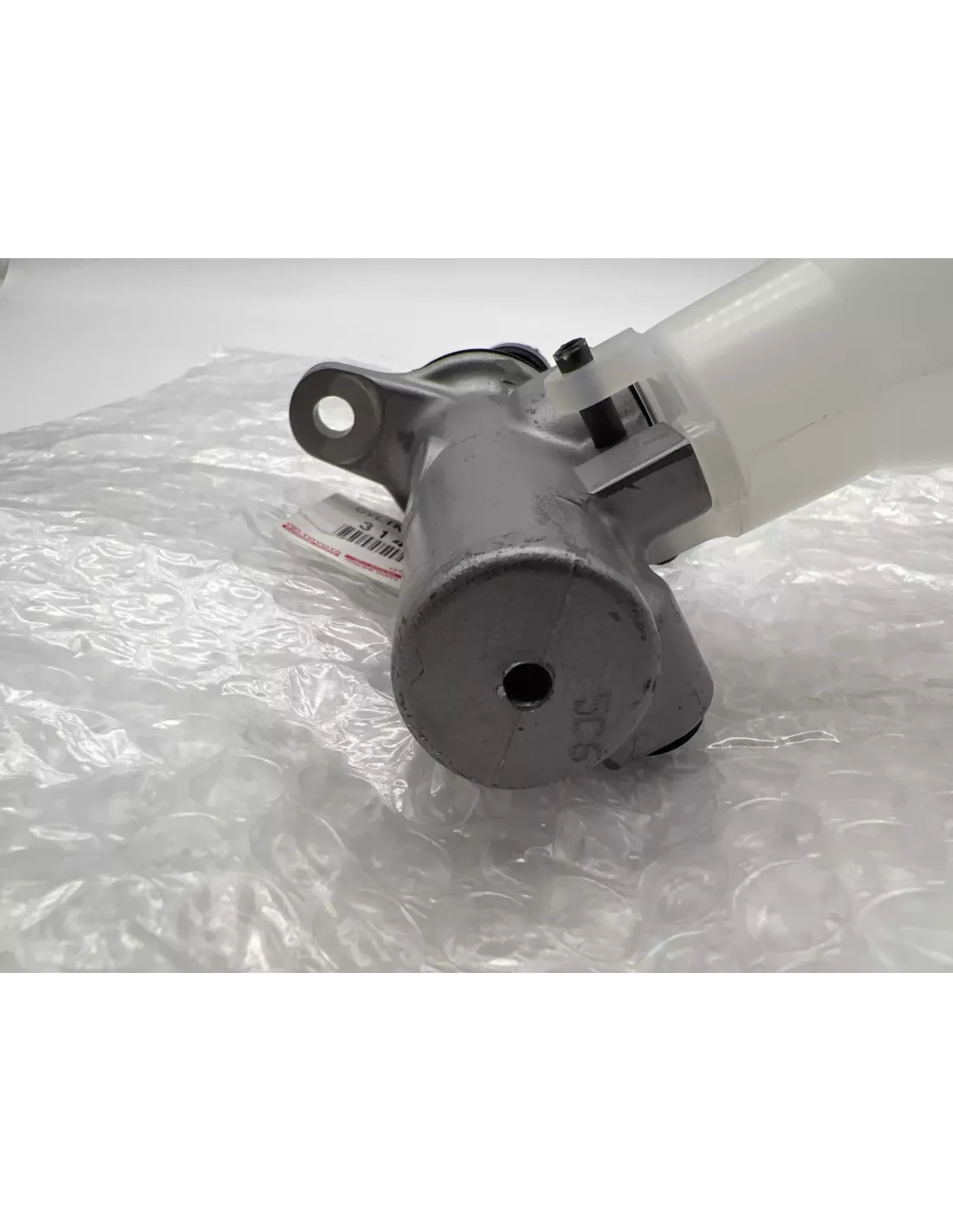 Maître Cylindre Émetteur d'Embrayage Toyota Land Cruiser
