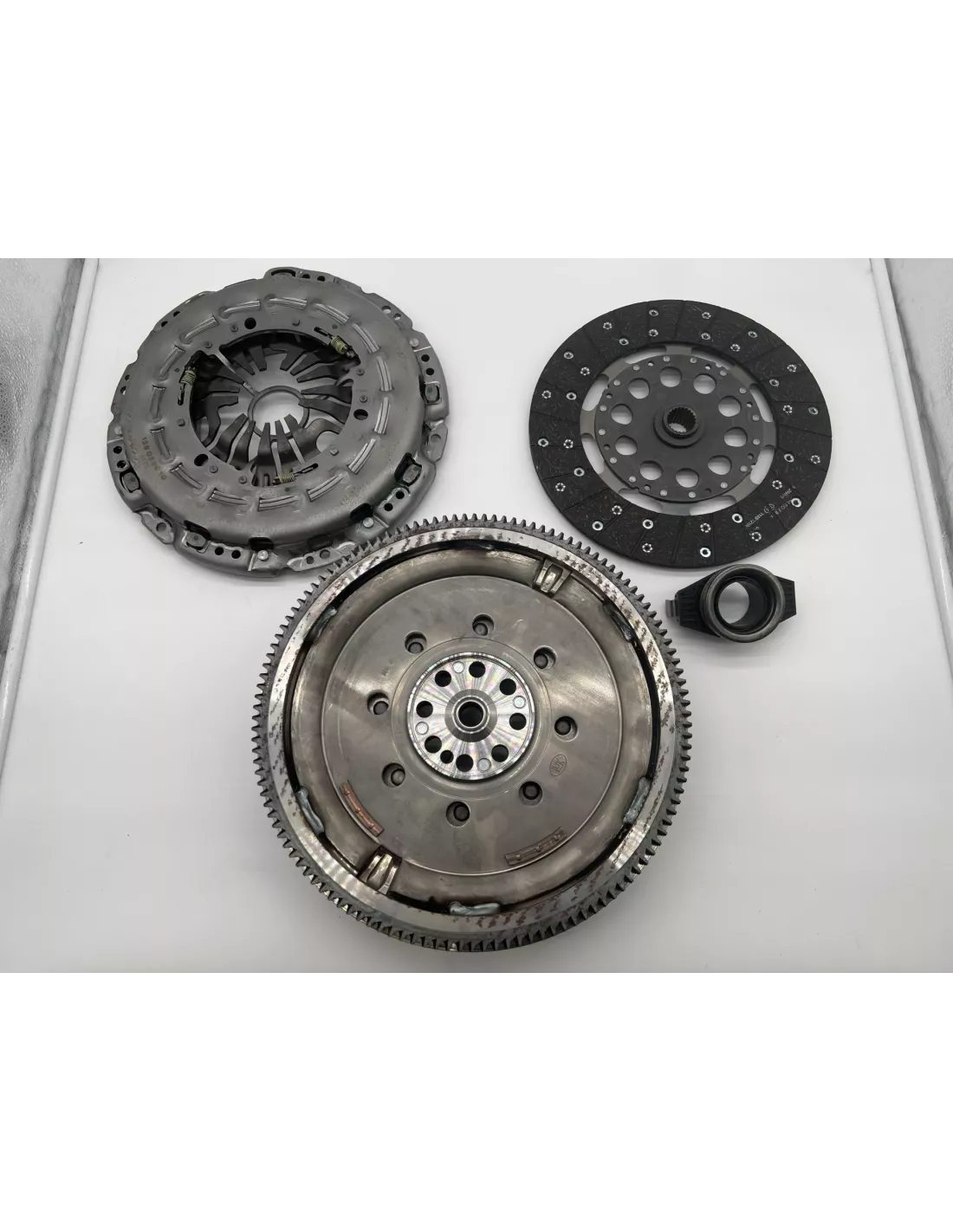 Kit embrayage complet avec volant moteur bimasse Kia Sorento 2.5 CRDi
