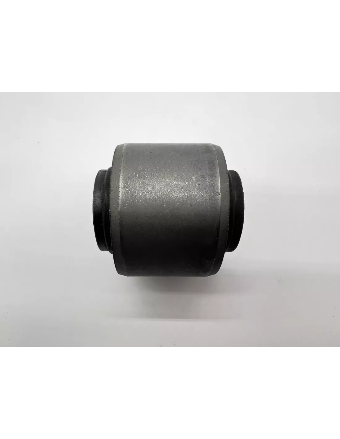 Silent bloc inférieur amortisseur arrière HDJ100 VDJ200 TOYOTA -