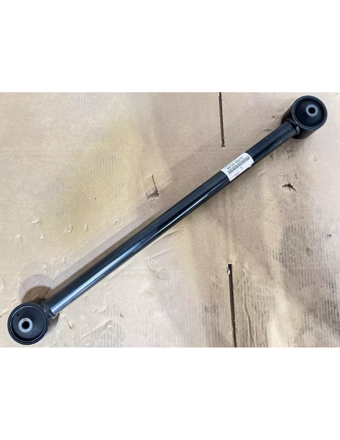 Tirant de pont arrière inférieur VDJ200 TOYOTA - accessoire 4x4