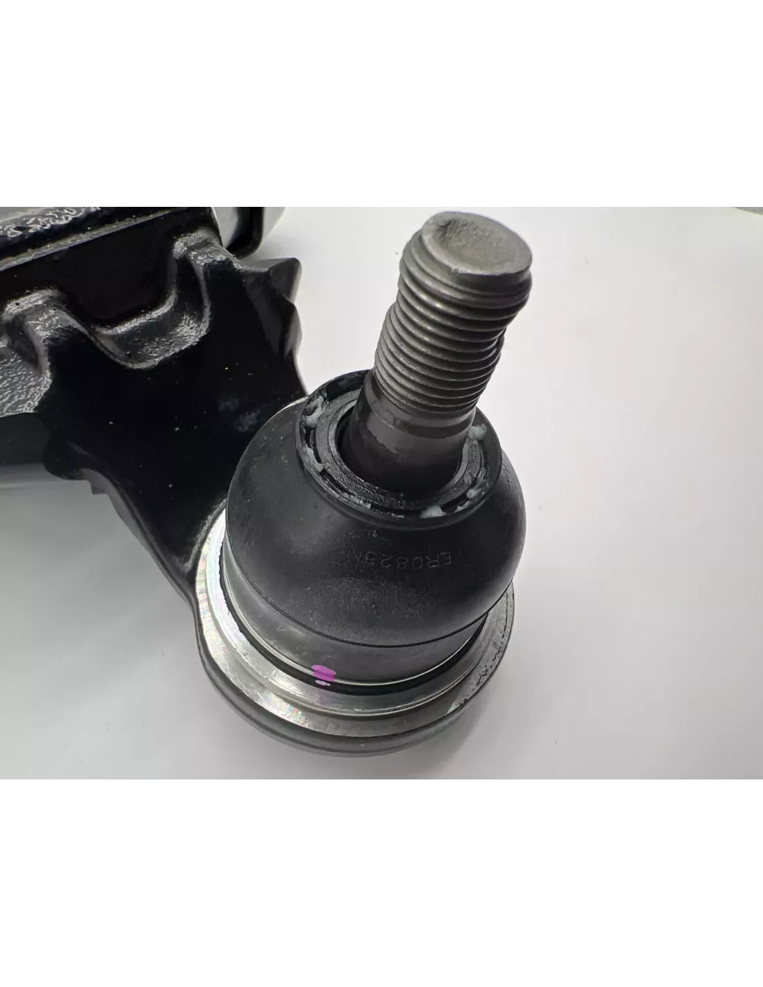 Triangle de Suspension Inférieur avant droit Toyota Hilux