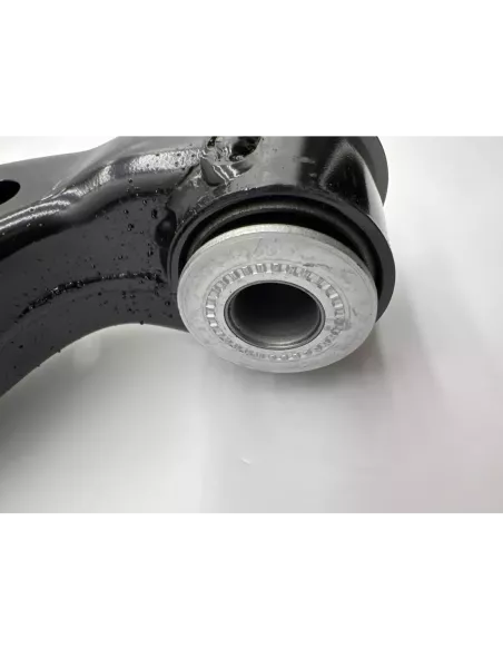 Triangle de suspension inférieur avant gauche Land Cruiser KZJ9 KDJ9