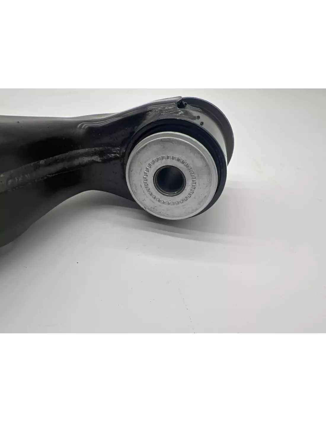 Triangle de suspension inférieur avant gauche Land Cruiser KDJ12