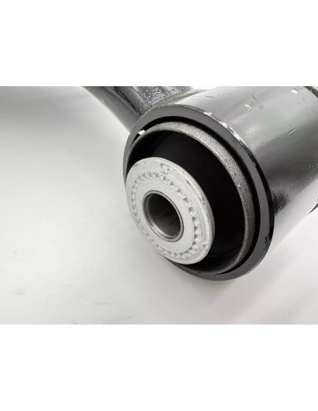 Triangle de Suspension Supérieur avant droit Toyota Land