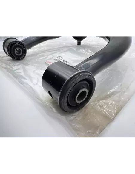Triangle de suspension supérieur avant gauche Land Cruiser KDJ12