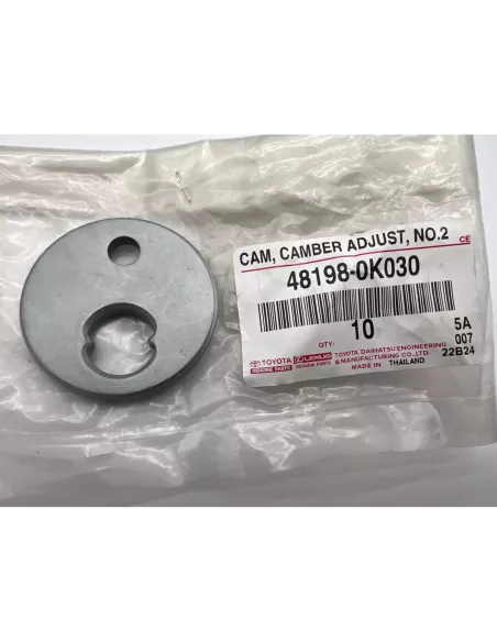 Contre plaque excentrique réglage carrossage triangle Hilux Revo