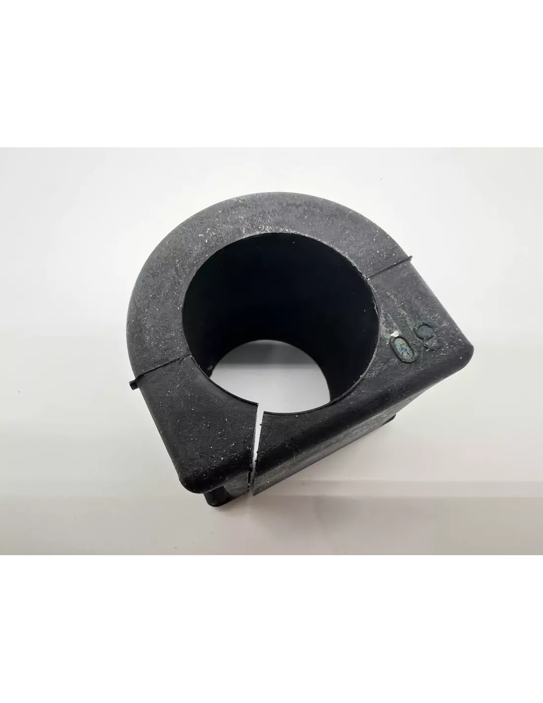 Silent bloc cavalier de barre stabilisatrice avant HZJ105 TOYOTA -