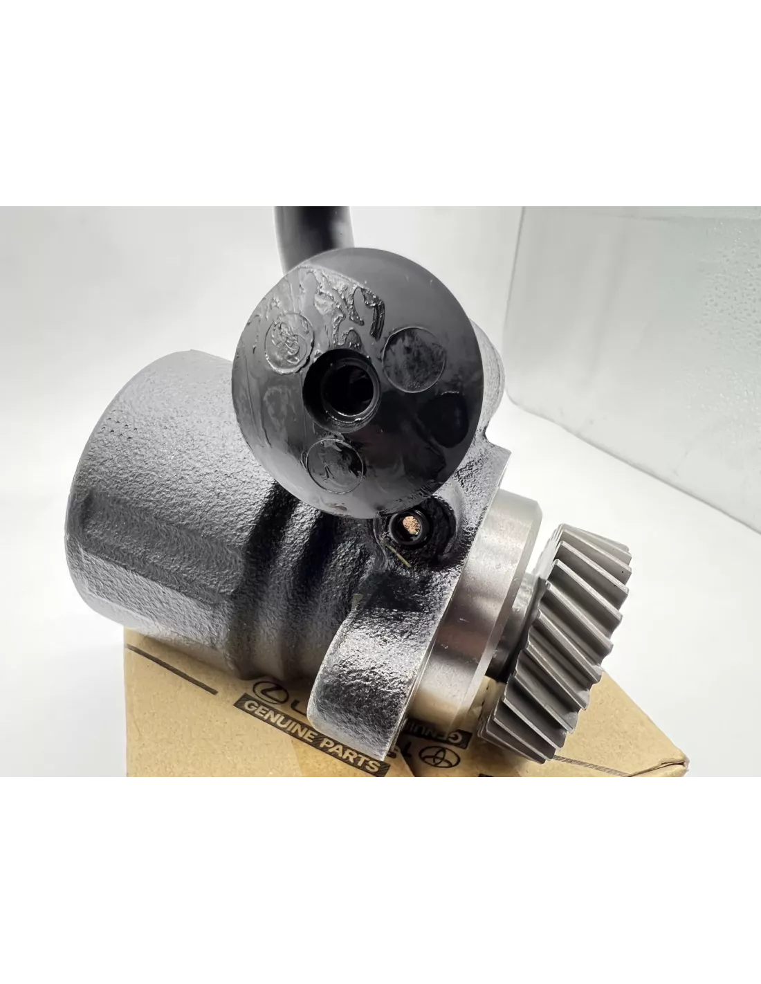 Pompe de direction assistée pour Land Cruiser HDJ100 avant 08/2001