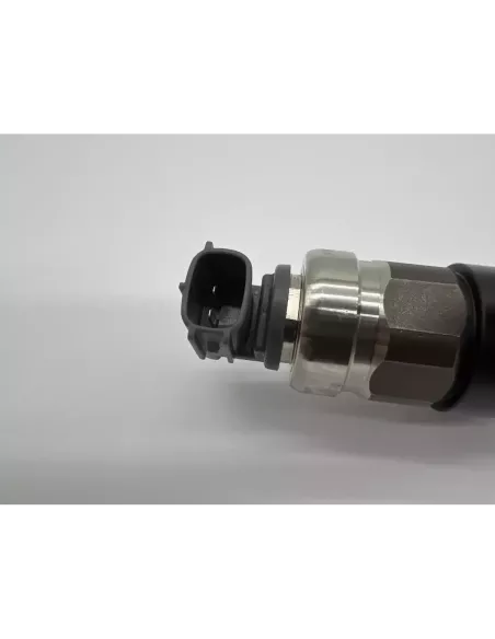 Injecteur NEUF Denso Hilux Vigo 2KD-FTV 2.5D4-D DENSO - accessoire 4x4