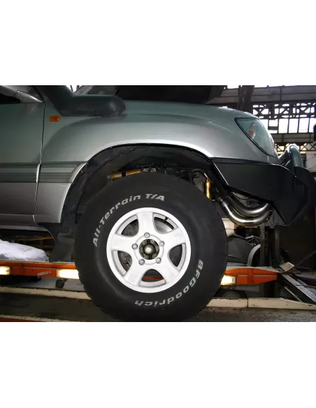 Tubulures Intercooler en Inox Dans le Passage de Roue avant