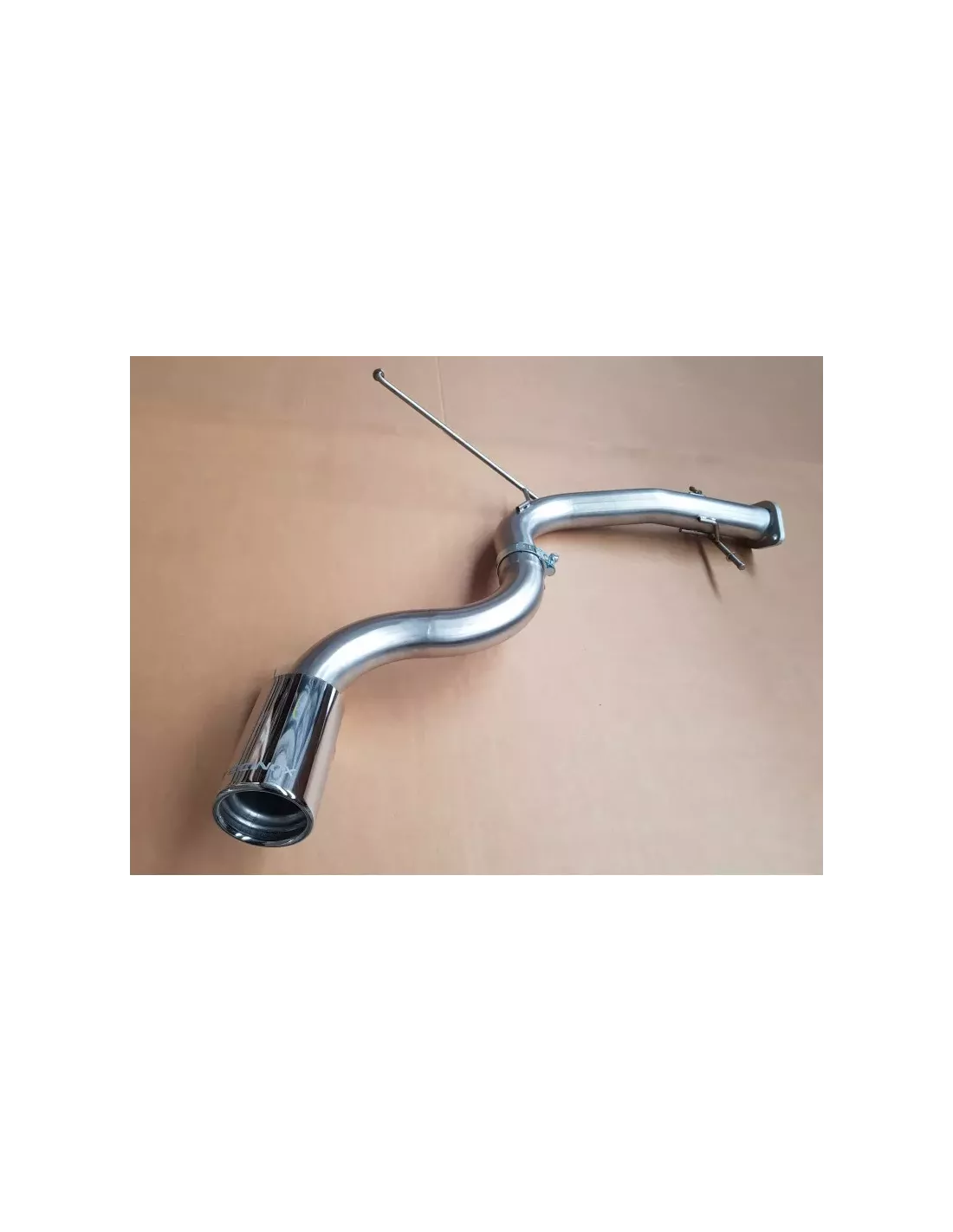 Sortie laterale (embout poli diam.90mm.) apres catalyseur Tecinox