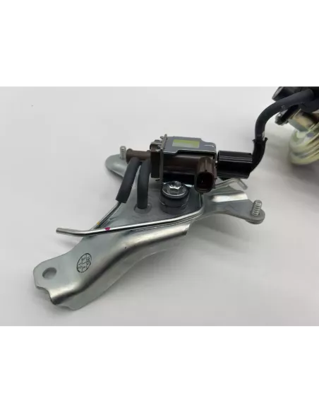 Vanne EGR recirculation gaz échappement KDJ150 KDJ155 173cv TOYOTA -