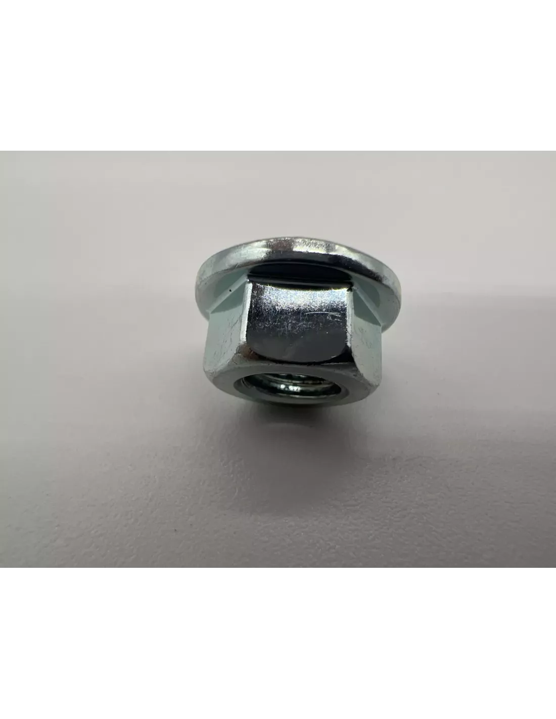 Ecrou de goujon prisonnier turbo ou admission HDJ100 HDJ80 24s TOYOTA