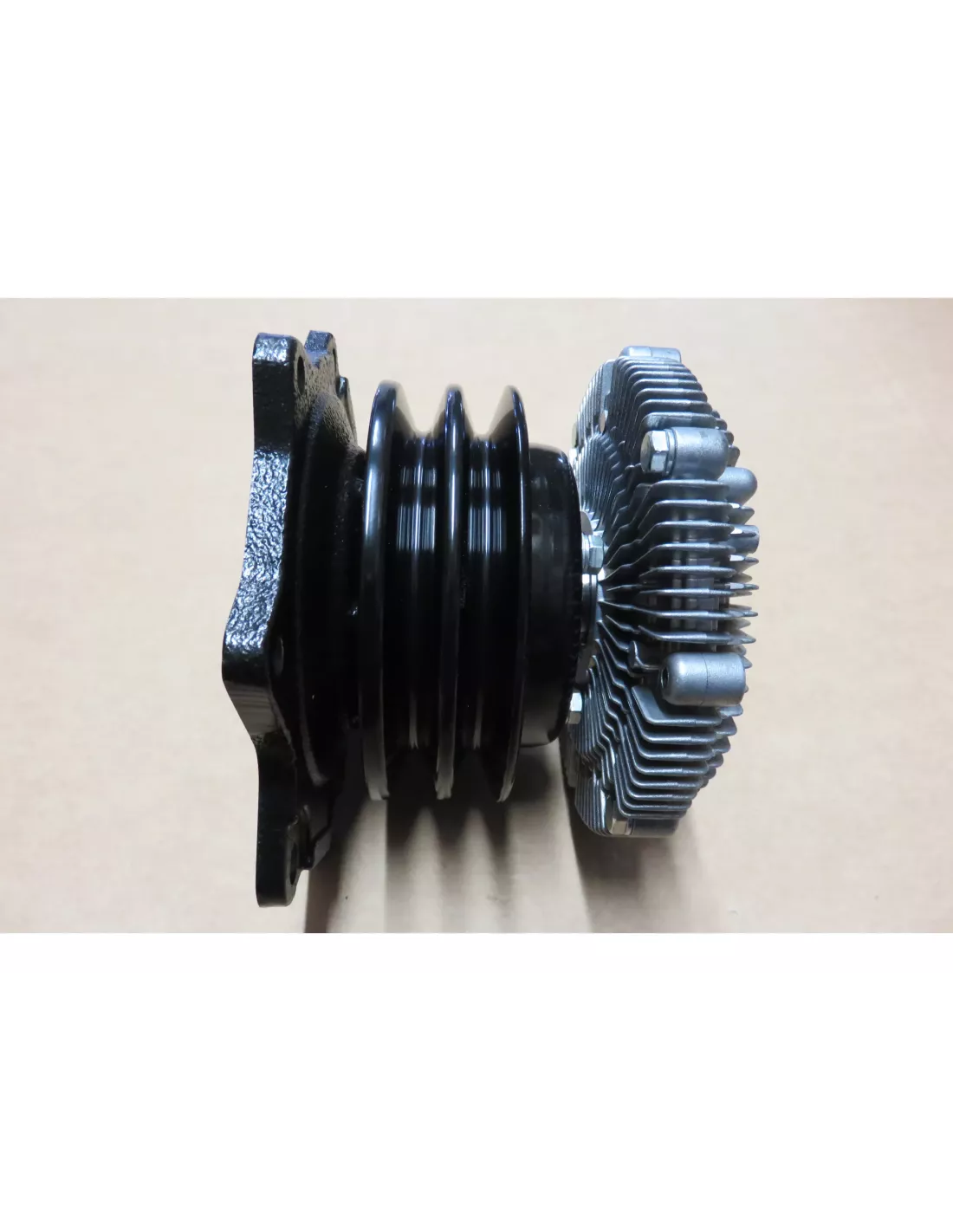 Pompe à Eau Terrano 27td Entraxe Viscocoupleur 145mm Aisin