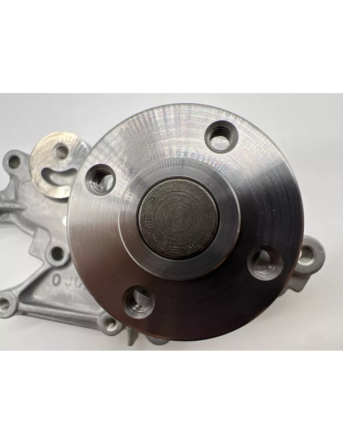 Pompe à Eau 413 SJ413 et 13i Avant 2005 Aisin Suzuki Jimny