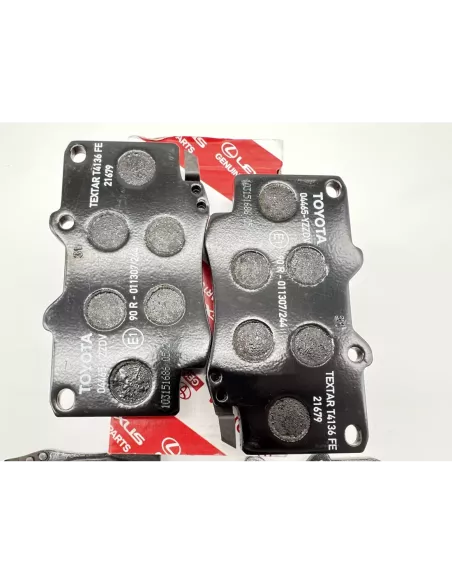 Plaquettes de frein avant Hilux Vigo - origine Toyota seconde monte