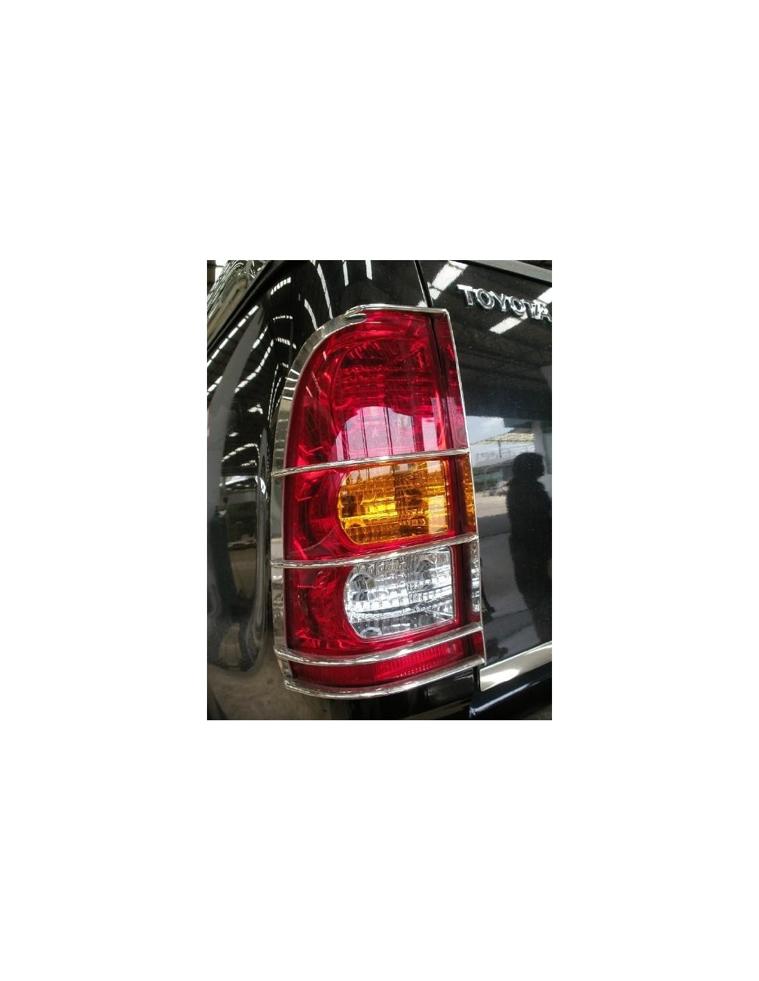 Protection de feux arrières inox Toyota Hilux Vigo