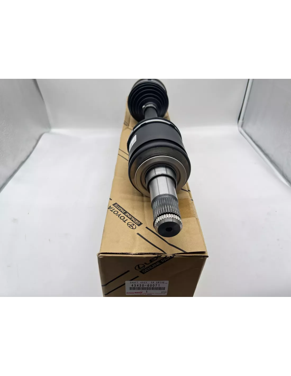 Cardan complet transmission avant pour Land Cruiser VDJ200 TOYOTA -
