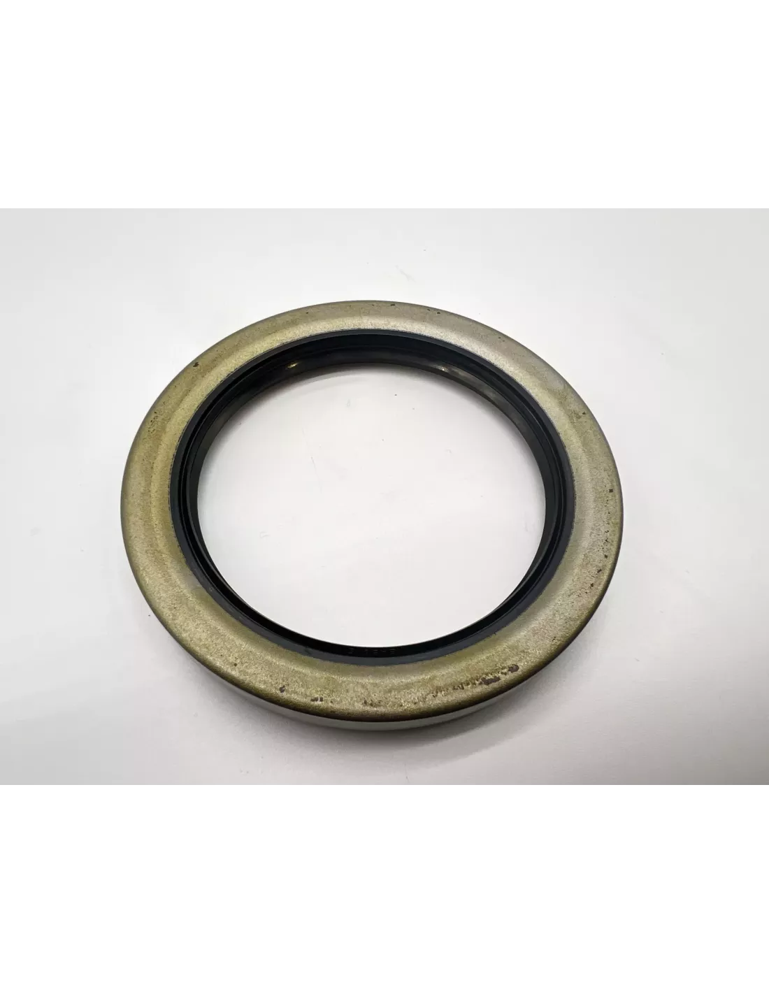Joint spi de moyeu roulement de roue avant HDJ100 TOYOTA - accessoire
