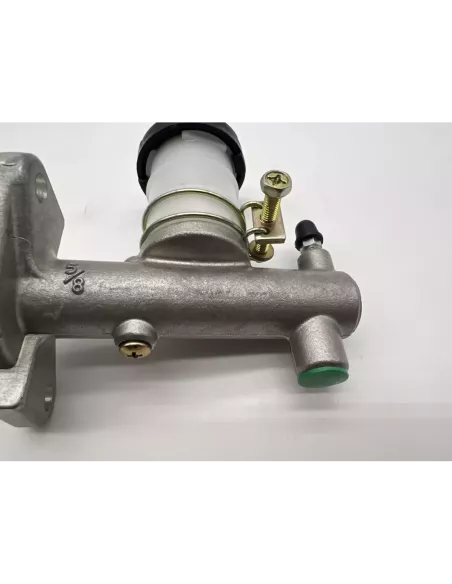 Maître cylindre embrayage Terrano 2 avant 1996 AISIN - accessoire 4x4